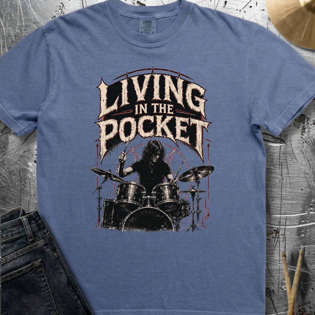 Living in pocket (metal) - Premium Tee