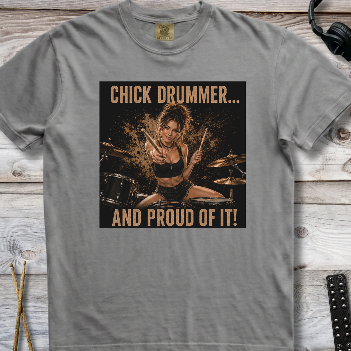 Chick drummer and proud of it - Premium Tee